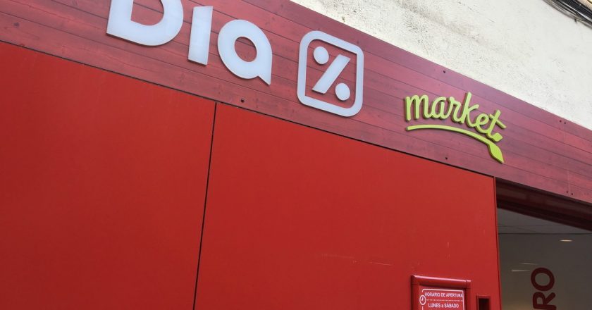 Son casi 700 los trabajadores de supermercados contagiados en el AMBA, pero la cadena Día% acusa sólo 3