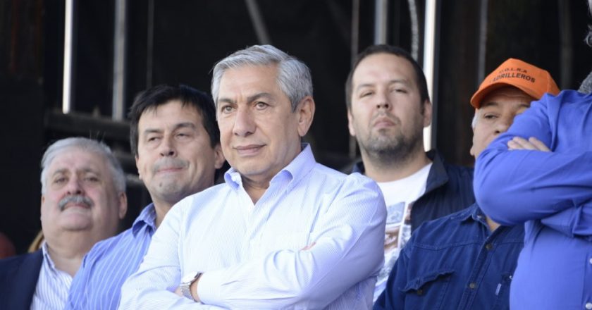 #MiniParitarias Alimentación firmó un 6,5% más un bono de 6 mil pesos hasta septiembre