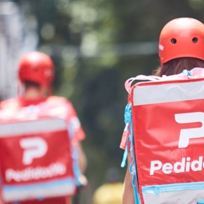 «Esclavitud financiera»: repartidores denuncian que las plataformas les ofrecen préstamos con tasas de usura que pueden alcanzar hasta el 700%