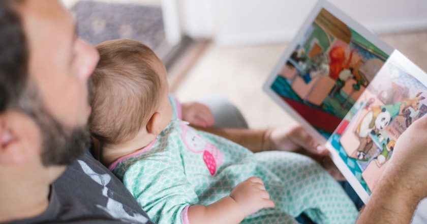 Carrefour deberá pagarle el sueldo completo a un padre para que pueda cuidar a sus hijos