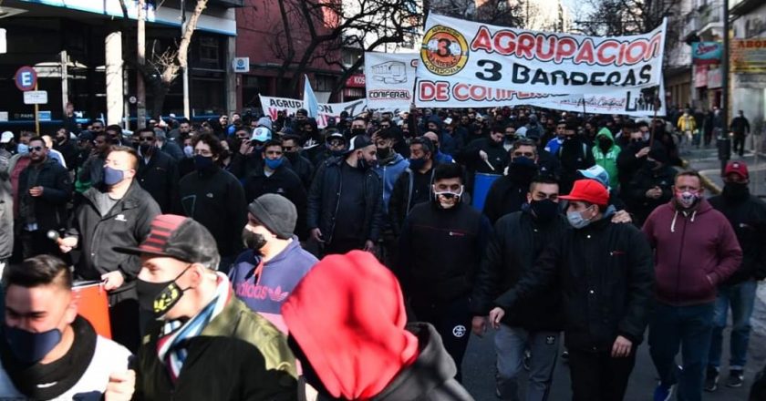 Tras 20 días de paro y de haber contratado los rompehuelgas, Córdoba llegó a un acuerdo con la UTA