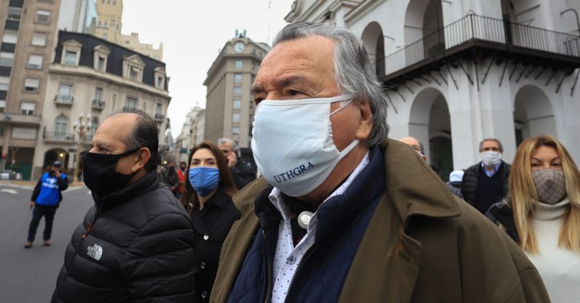 Barrionuevo contra Alberto Fernández: «Este país no da más para que lo roben»