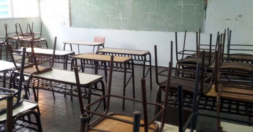 El Gobierno evalúa declarar a la educación «servicio esencial» para frenar el conflicto que se le viene con los docentes
