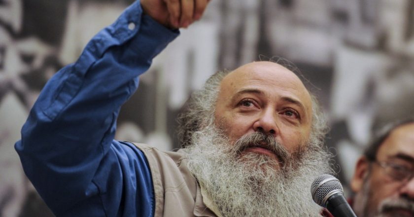 Para un referente de las organizaciones sociales «el subsidio enferma a la sociedad» por lo que «hay que ir hacia el trabajo»