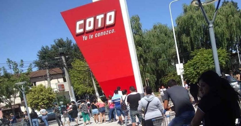 Otros 18 positivos en Monte Grande y una camioneta 0KM profundizan la crisis en COTO