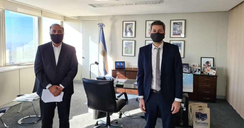 Cumbre con Lammens por el funcionamiento de los hoteles sindicales