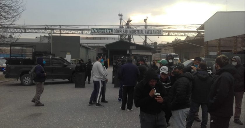 Sostienen el bloqueo de Vicentin hasta que le empresa se siente a negociar salarios