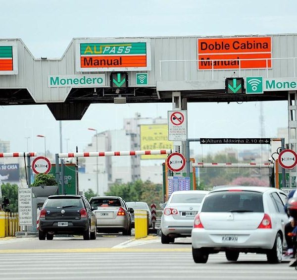 Conflicto en AUSA: denuncian despidos que violan el acuerdo de reconversión laboral por la incorporación de tecnología