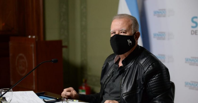 Se derrumba el consumo en papel y Plaini pide reconvertir las paradas de diarios para que no desaparezcan