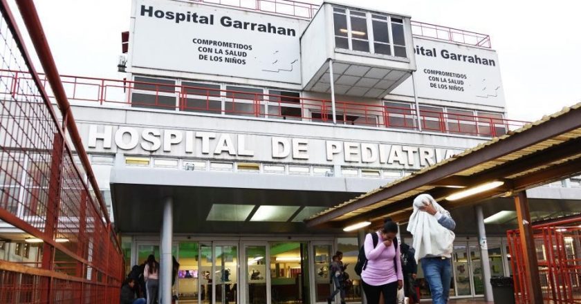 Profesionales y técnicos del Garrahan reclamarán mejores salarios y protección ante la pandemia