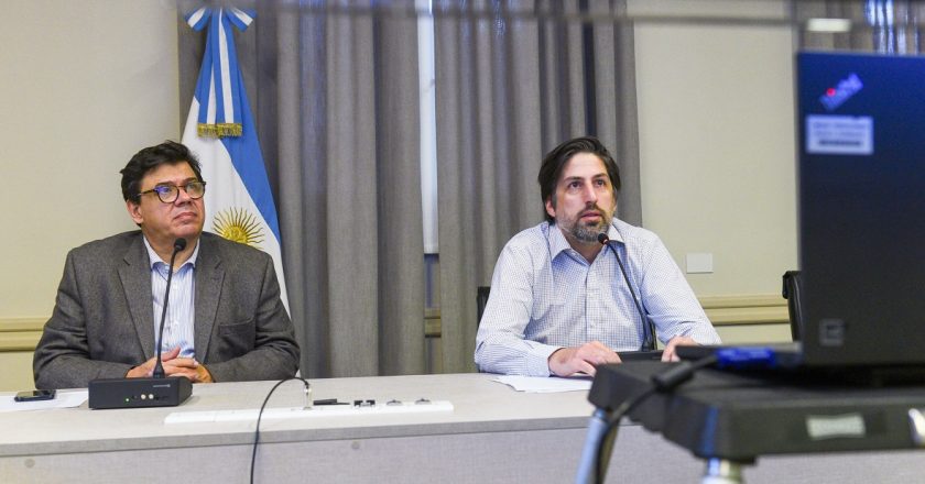 Con la presencia de toda la cúpula sindical, Fernández lanza hoy el diálogo social tripartito