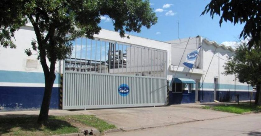 Cruce de versiones sobre la situación laboral de SanCor que no se recupera de su crisis financiera