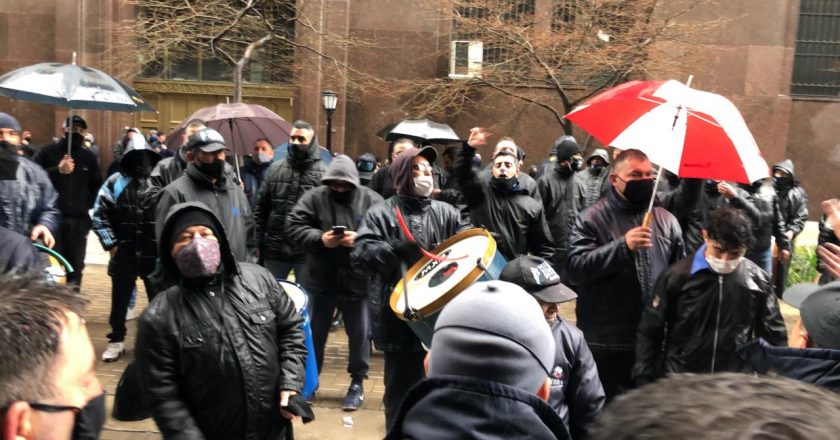La oposición a Roberto Fernández anunció que mañana parará los colectivos en todo el país