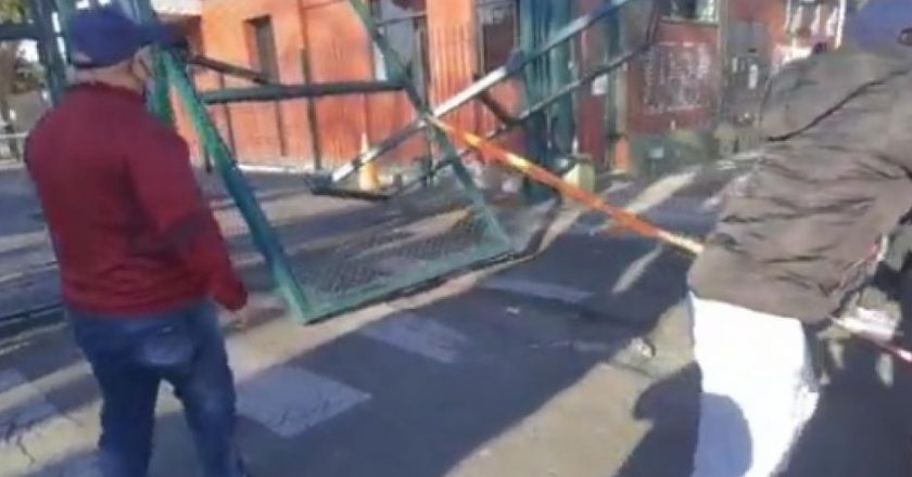 Crece la tensión en el puerto: las empresas amenazan con dejar de operar si Corvalán no levanta la protesta