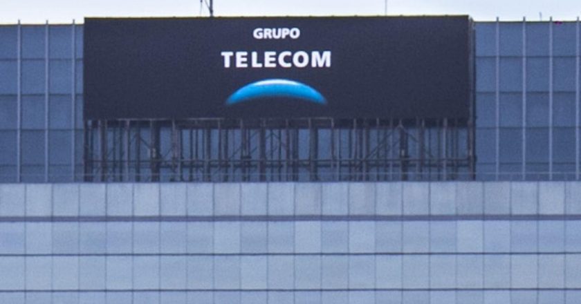 Amansadora paritaria: Trabajo dictó conciliación obligatoria y los telefónicos esperan una nueva audiencia