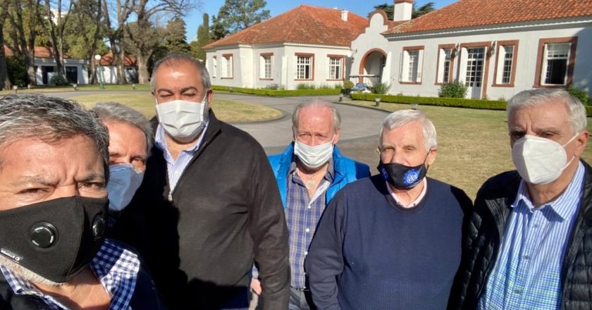 Con las obras sociales en el centro de la escena, la CGT visitó a Fernández en Olivos