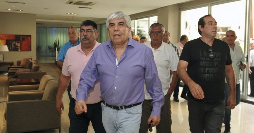 Allanamiento a OCA Rosario revela una maniobra de Moyano para robarle afiliados al Sindicato de Camioneros de Santa Fe