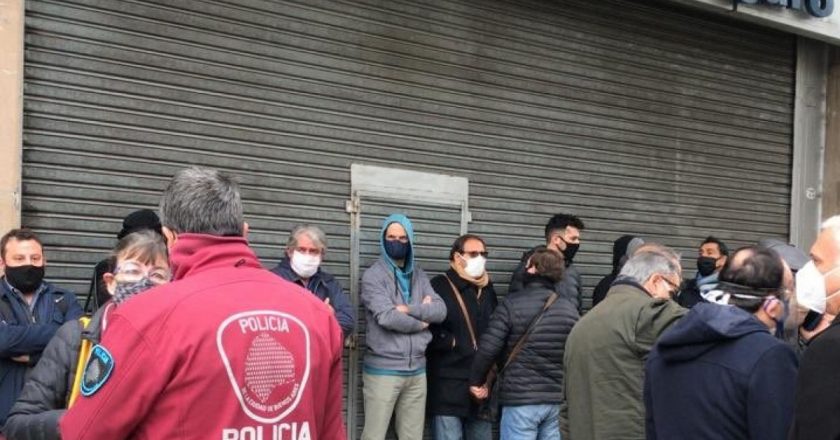 Sola revive a Martínez para hacerlo «firmar» paritarias y un pedido al Ministerio