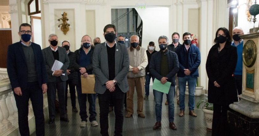 Vuelve el turf en la provincia de Buenos Aires y hay alivio por los miles de empleos de la industria hípica