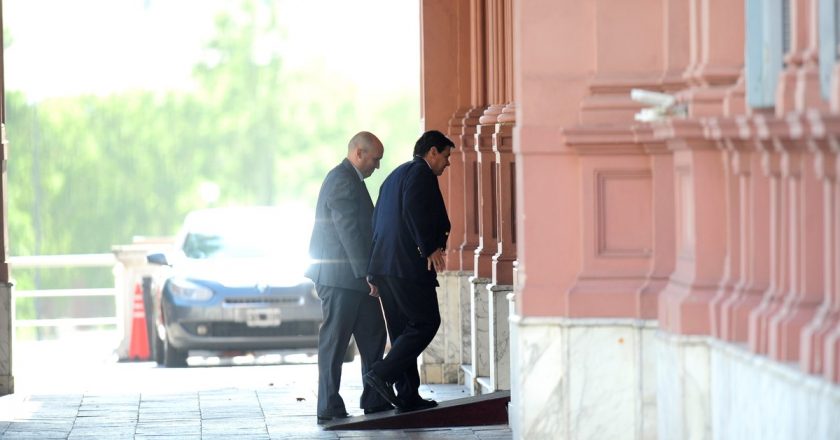 Moroni se mete para destrabar la paritaria de Comercio