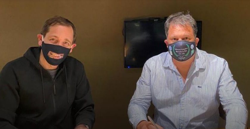 Garro «cerró» las paritarias de los municipales y los gremios se enteraron por los medios