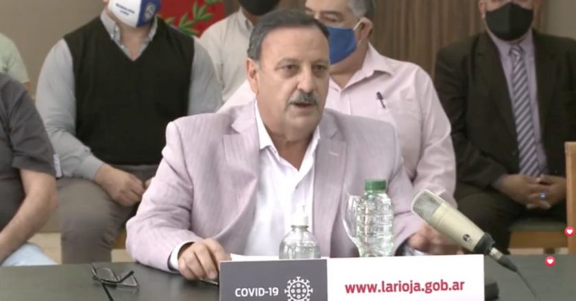 Acuerdo puente con un bono de 4.500 pesos para los estatales riojanos