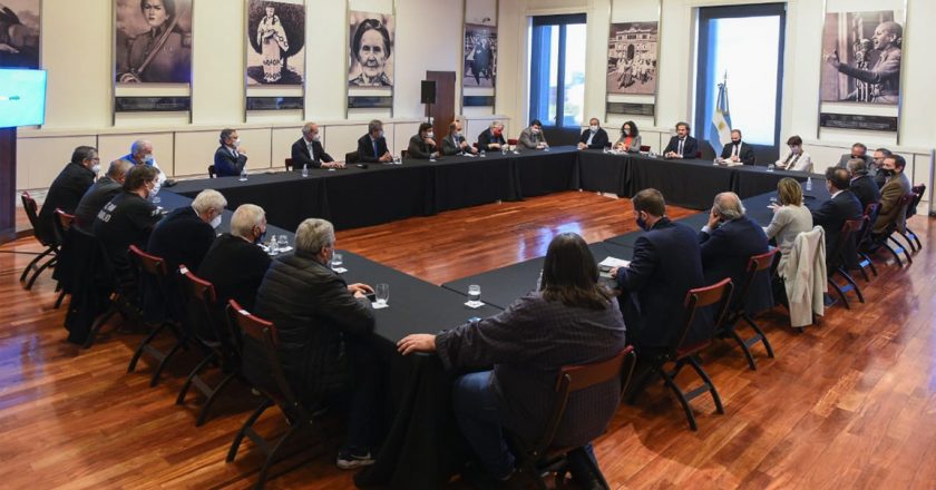 «Vamos a tener que discutir sector por sector, porque necesitamos bajar la inflación y dar mayor poder adquisitivo»