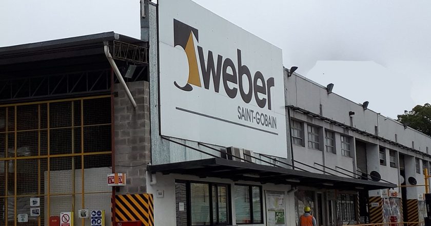 Denuncian golpes, amenazas y aprietes a trabajadores Químicos para obligarlos a cambiar de sindicato