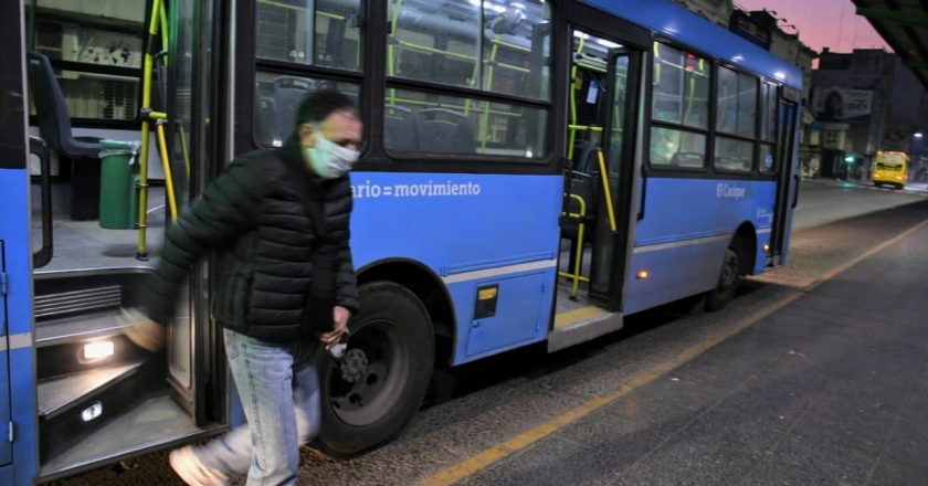UTA aceptó un adelanto de 10 mil pesos a cuenta de las paritarias y la semana próxima siguen negociando