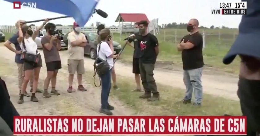 Ruralistas amedrentan a la prensa e impiden a cronista de C5N entrevistar a Dolores Etchevehere