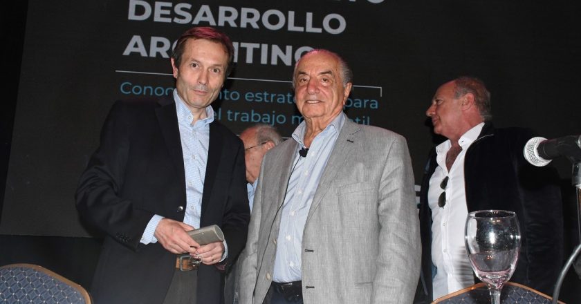 Luego de que la justicia le confirme la representación, Cavalieri extendió el bono de $5 mil a trabajadores de Call Centers