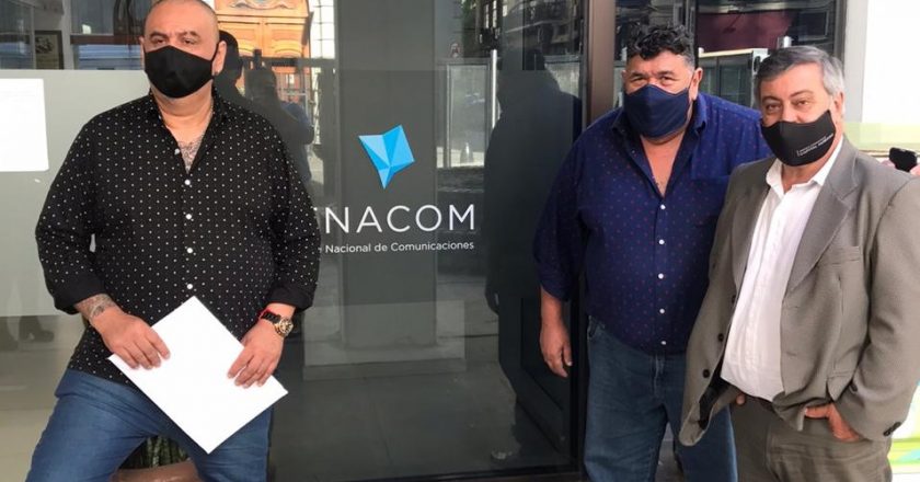 El Enacom se negó a bloquear las aplicaciones y los taxistas se declararon en Estado de Alerta