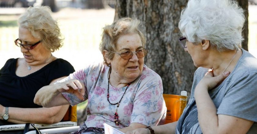 La mayoría de los argentinos cree que 65 años, o incluso antes, es la edad ideal para jubilarse