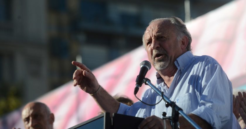 «Hay dirigentes de la CGT que acompañaron con cariño los 4 años de políticas del macrismo»