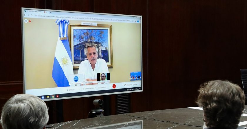 Fernández salió a descomprimir y aseguró que la relación con la CGT está «absolutamente bien»