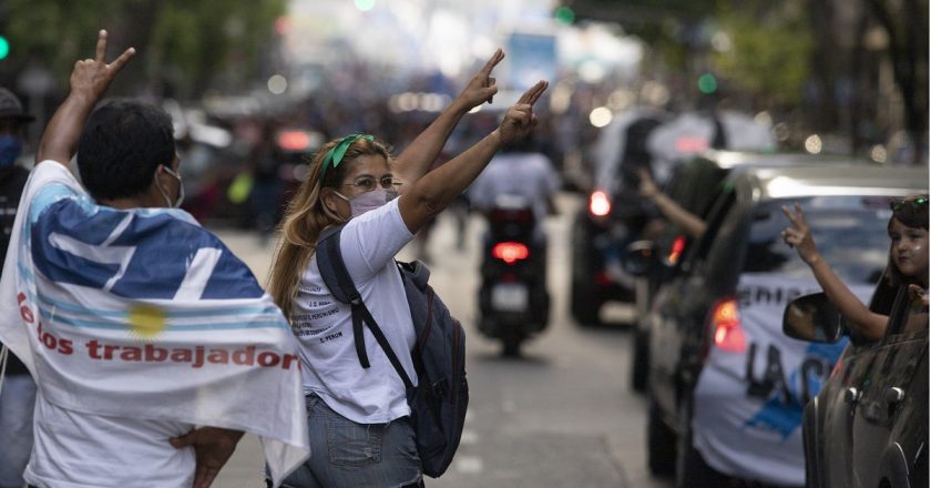 Con una caravana, el Frente Sindical reforzó su perfil oficialista y mostró respaldo social al tributo de las grandes fortunas