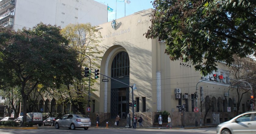 Se acerca diciembre y los municipales de Vicente López avisan que van por un bono de 14 mil pesos