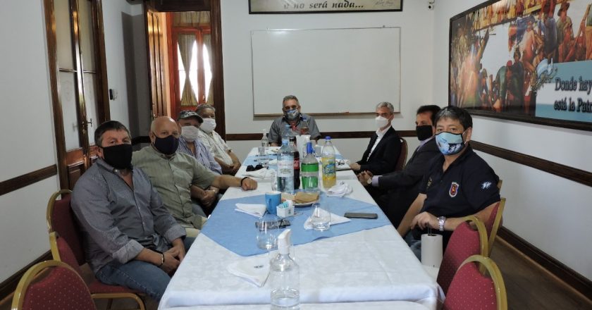 Cumbre de Meoni con Schmid con la Hidrovía y la concesión del Puerto de Buenos Aires como ejes