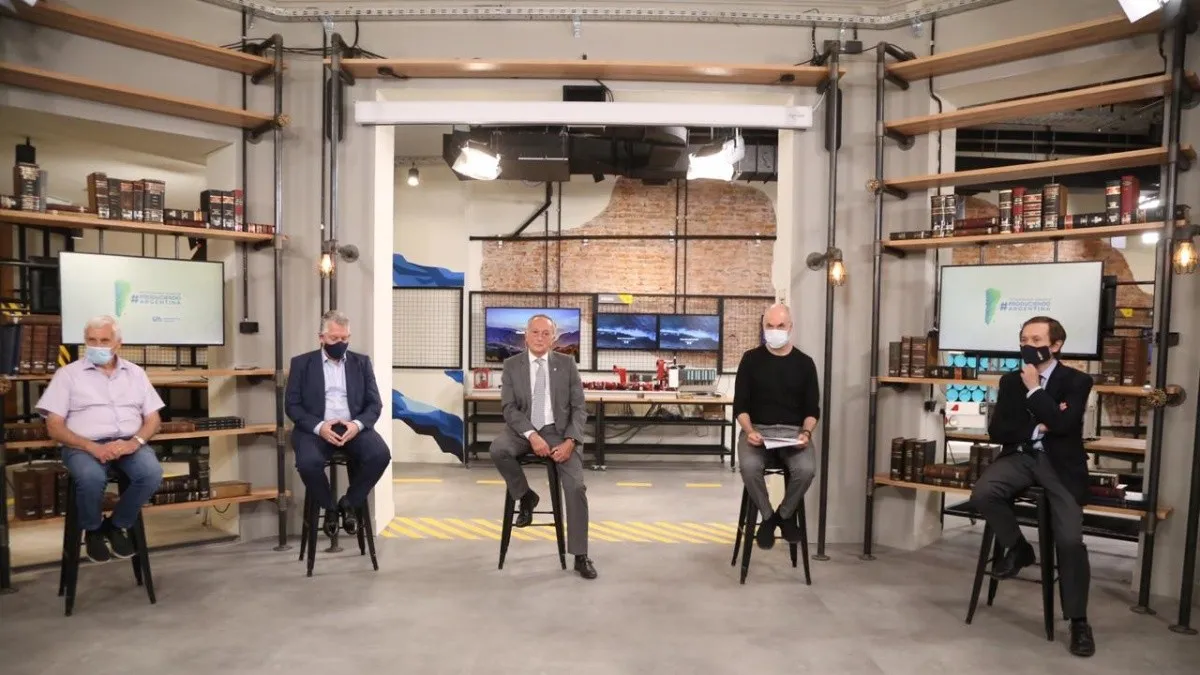 La UIA le reconoció a Caló que los salarios «están por el suelo» pero le advirtió que el costo laboral es muy alto