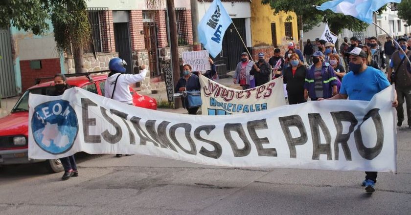 La policía de Morales se llevó detenido al secretario del interior del sindicato de municipales en el marco de una protesta