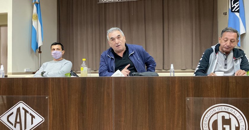 Vacunación para esenciales: Schmid exige prioridad para trabajadores del transporte